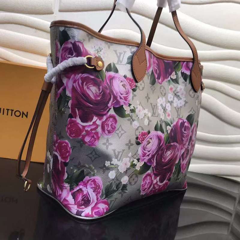 Close-up detail of chic modern women's handbag – women's designer-style accessory