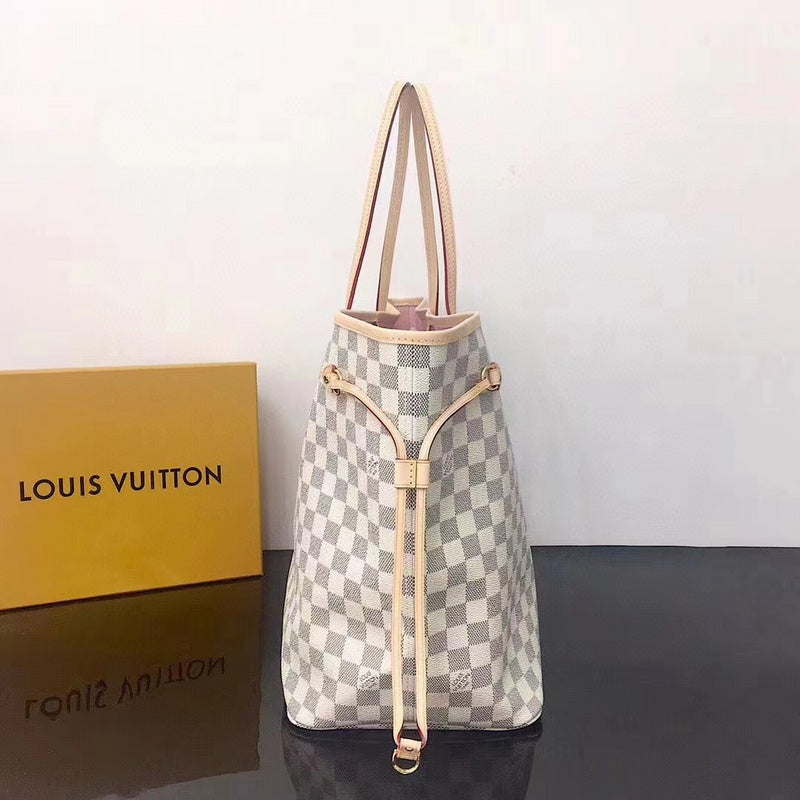 Close-up detail of statement refined women's handbag – women's designer-style accessory