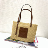Ziva's Charm handbag – product shot (21cm*30cm*11cm)
