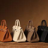  Sophisticated crossbody bag front view