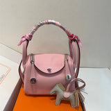  Tailored handbag front view