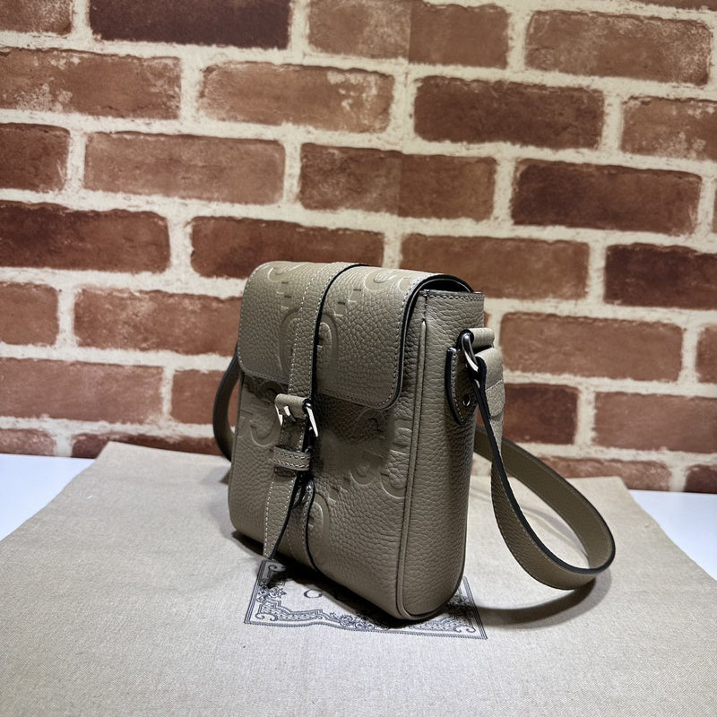 Interior view of chic premium women's handbag – women's luxury accessory