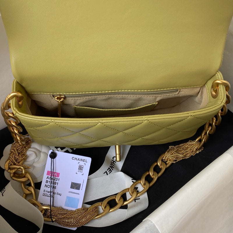 Ziva's Charm handbag – product shot (one versatile size)