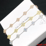 Front view of Van Cleef & Arpels unisex jewelry piece