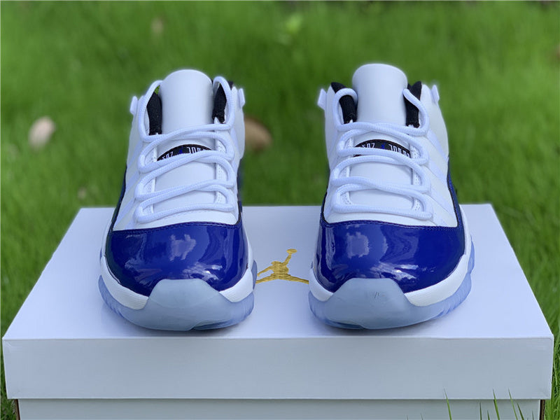 Nike Men's & Women's Premium Athletic Sneakers — Style 115 back view