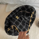 Zivas Charm Streamlined Design Designer Handbag (Effortless Style Upgrade) – Close-Up Detail