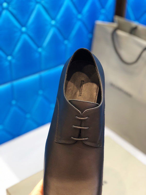 Zivas Charm Sleek Silhouette Designer Shoes (Premium Everyday Comfort) – Styled Look