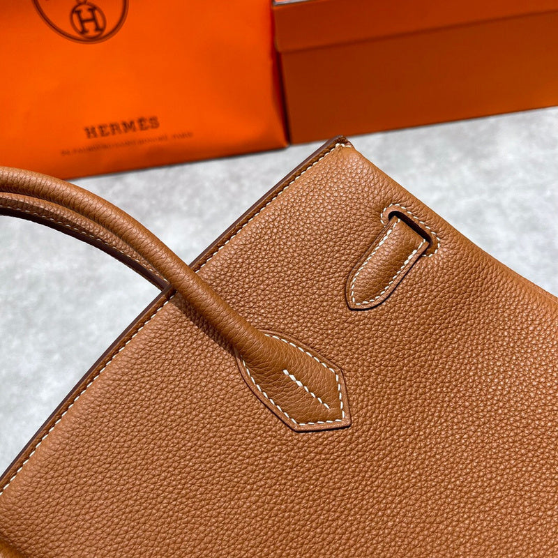 Close-up detail of crisp bag design
