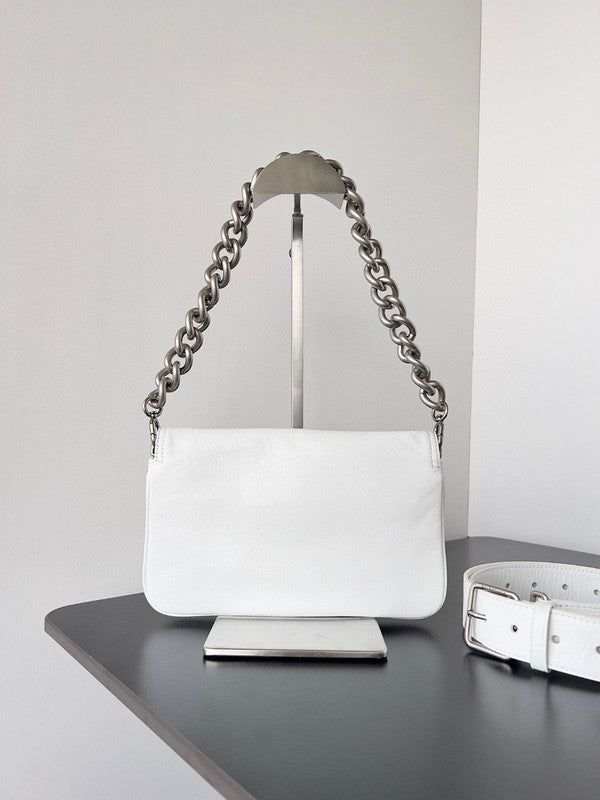 Zivas Charm Timeless Appeal Statement Handbag (Versatile Style Statement) – Lifestyle Shot