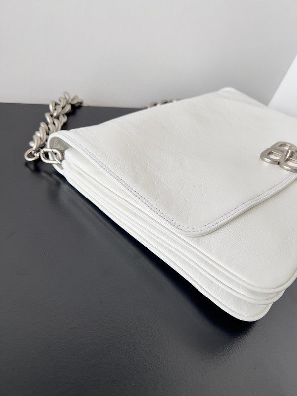 Zivas Charm Contemporary Flair Fashion Handbag (Timeless Wardrobe Addition) – Interior View