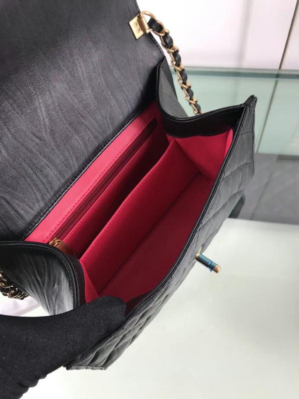 Zivas Charm Timeless Appeal Fashion Handbag (Versatile Style Statement) – Lifestyle Shot
