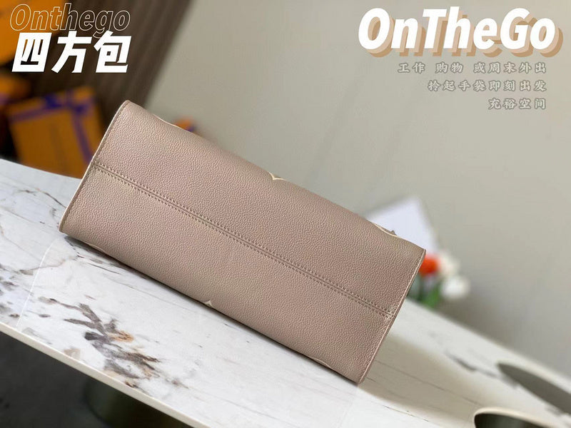 Back view of sleek premium women's handbag – women's designer-style accessory