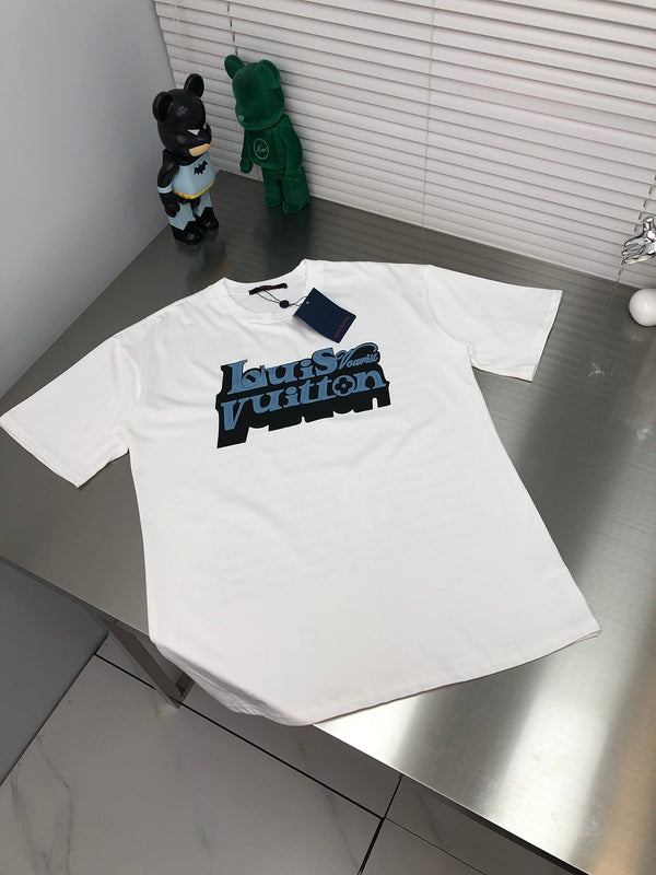 Front view of Louis Vuitton cotton t-shirt with logo-detail design