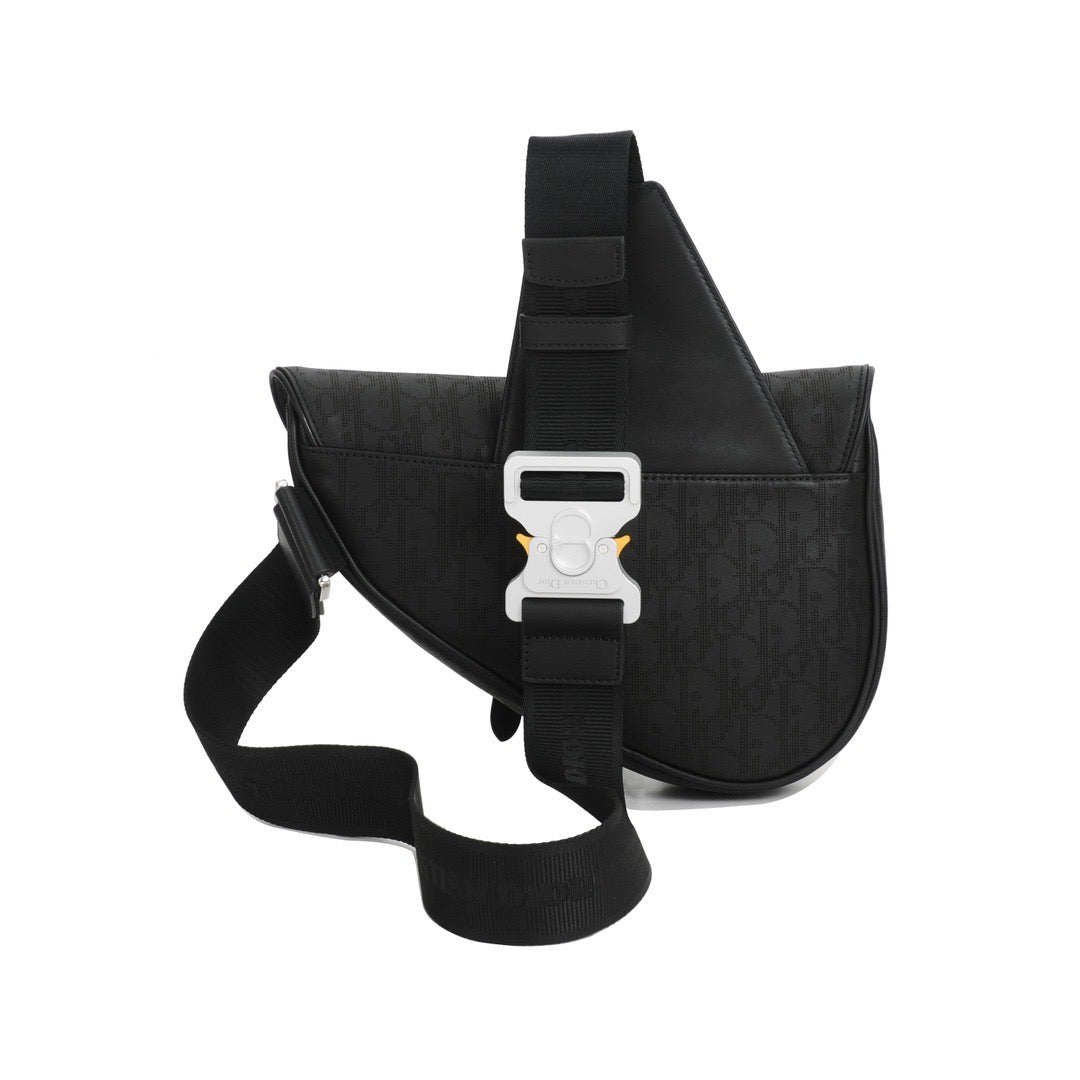 Christian Dior Saddle Bag – luxury designer cd saddle bag at Bellvora