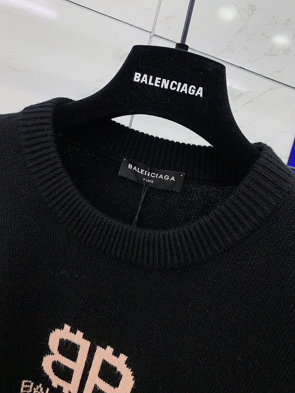 Close-up detail view of Balenciaga luxury piece style No.061