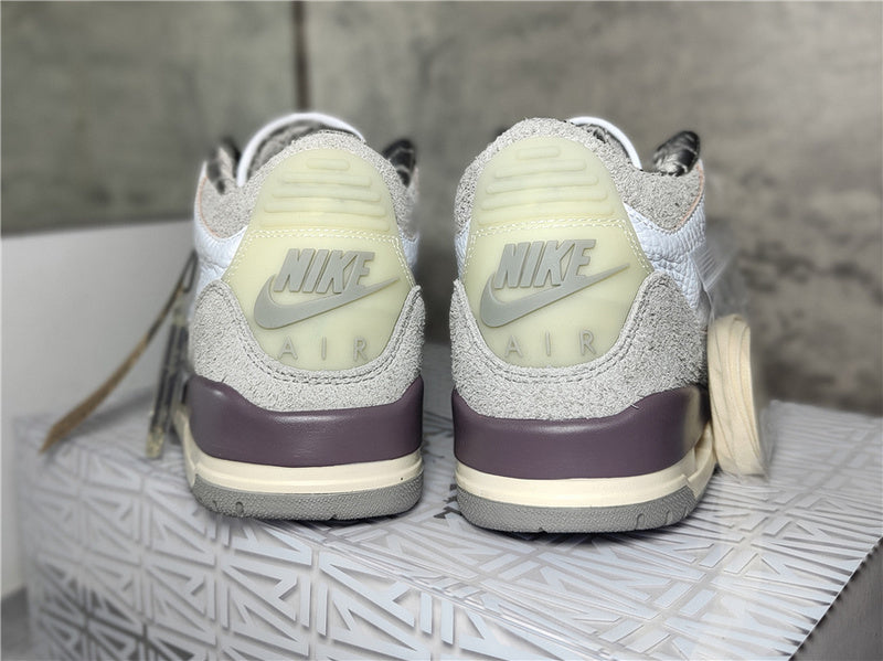 Nike Men's & Women's Designer Street Sneakers — Style 158 front view