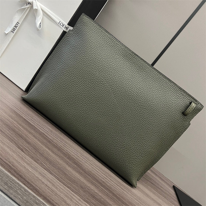Ziva's Charm handbag – detail view (29.5cm*6.5cm*20.5cm)
