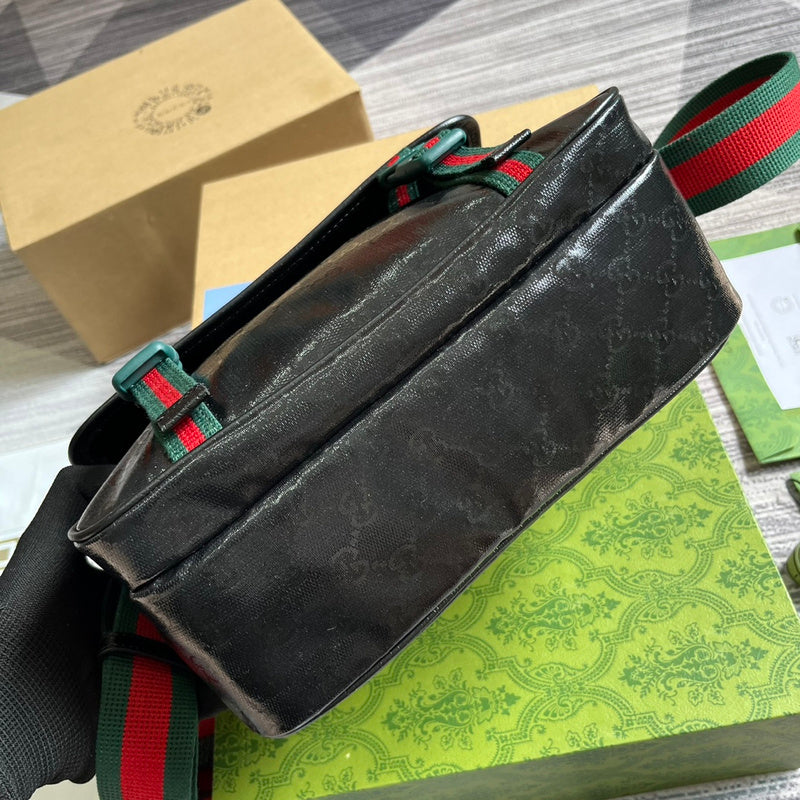Back view of modern structured women's handbag – women's luxury accessory