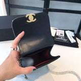 Zivas Charm Everyday Sophistication Fashion Handbag (Effortless Style Upgrade) – Close-Up Detail