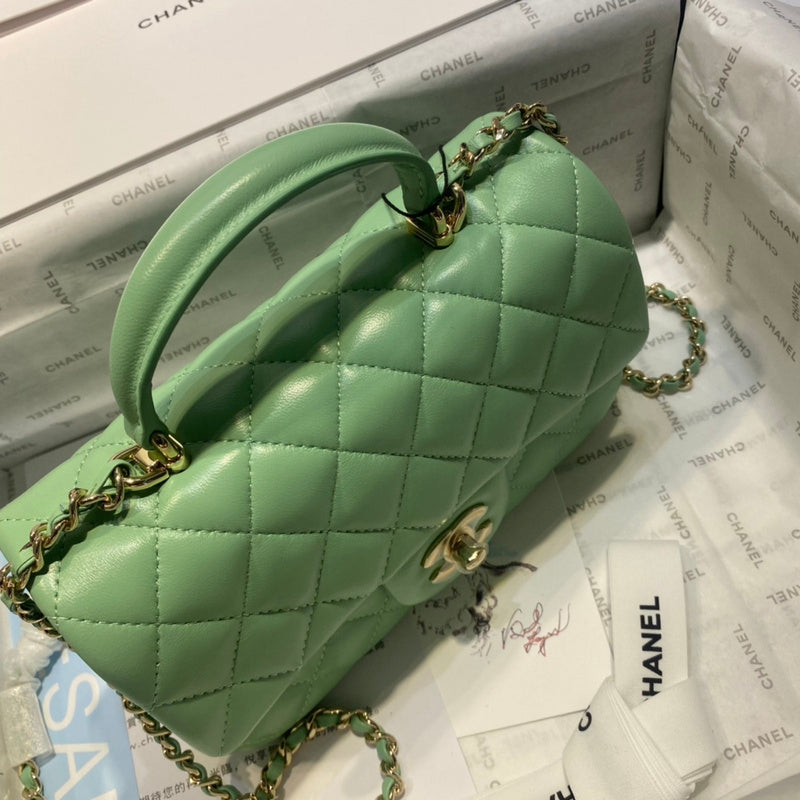  versatile purse view 10