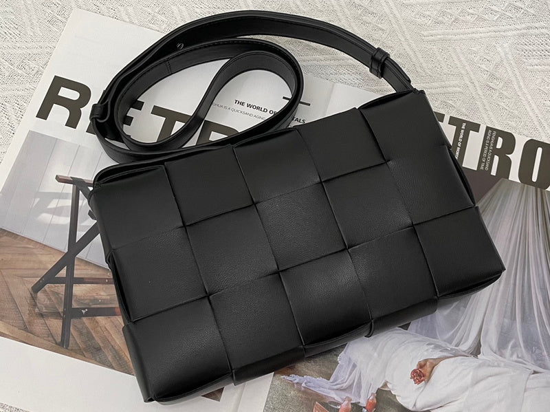 Elegant Faux Leather Handbag - Refined Silhouette | Women's Luxury Handbag #1618 - product detail shot (image 10) of designer-inspired handbag