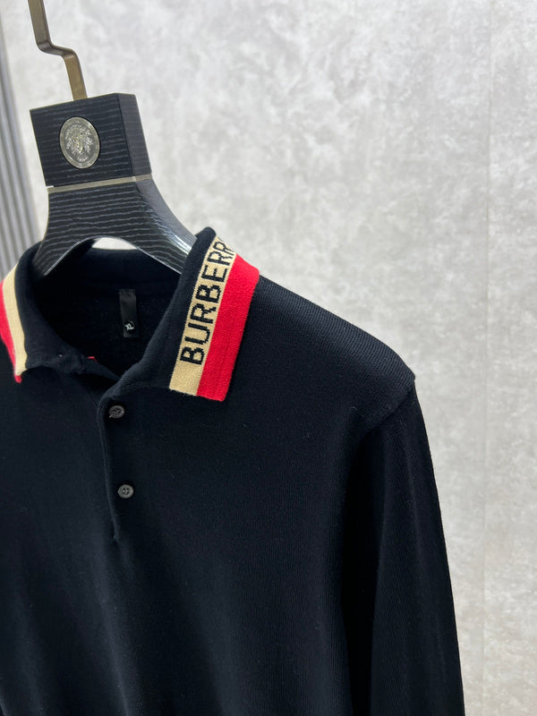 Three-quarter angle view of Burberry luxury piece style No.406