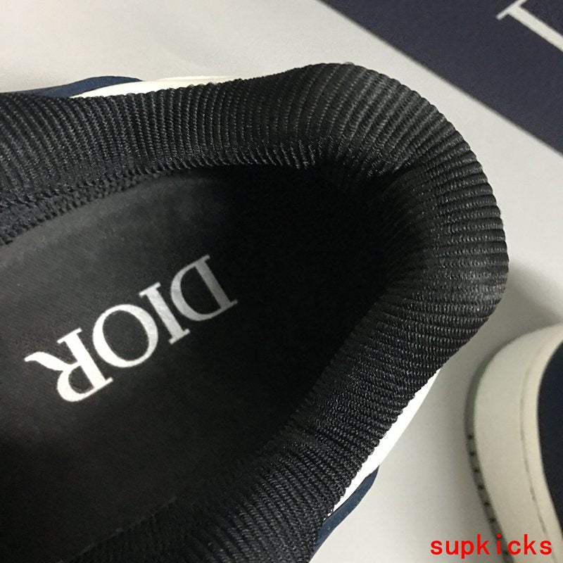 Dior Grey High-Top Sneakers - Sole Detail View