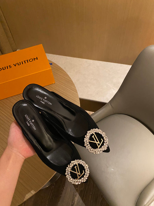 Louis Vuitton shoes Style 262 - sole and craftsmanship detail