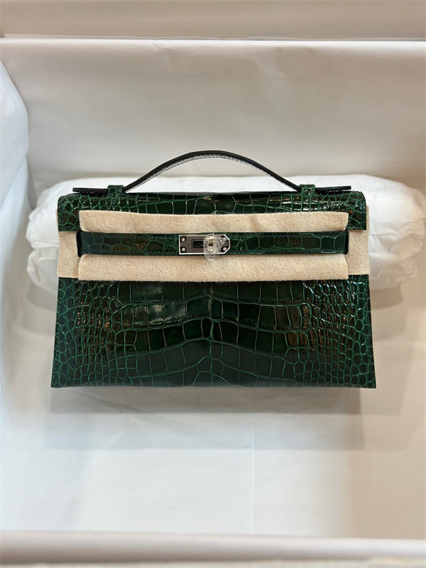  Polished carryall bag carried on shoulder 22