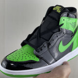 Nike Men's & Women's Luxury Low-Top Trainers — Style 261 side view