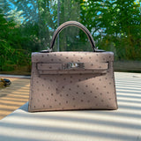  top-handle bag interior and compartment view 9
