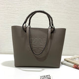 Ziva's Charm handbag – carry view (29cm*25cm*14cm)