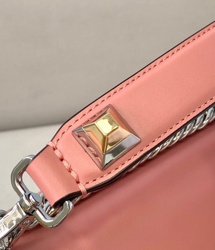Ziva's Charm handbag – carry view (25cm*10cm*18cm)
