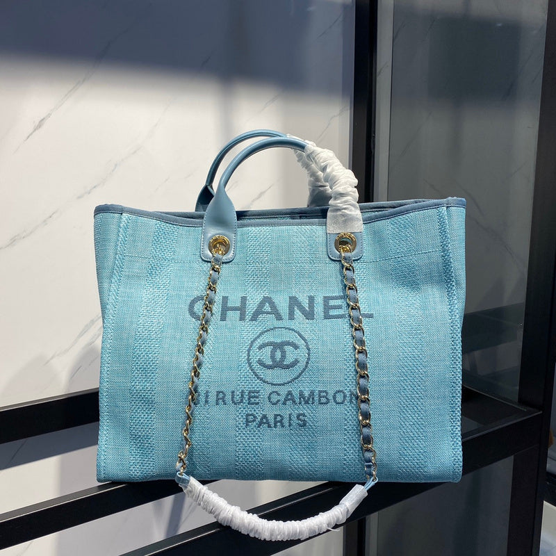  handbag, spacious everyday style, image 1