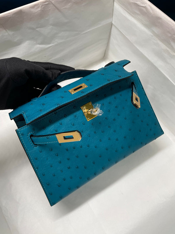 Interior view of modernist premium bag