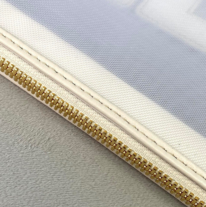 Ziva's Charm handbag – product shot (34cm*1cm*24cm)