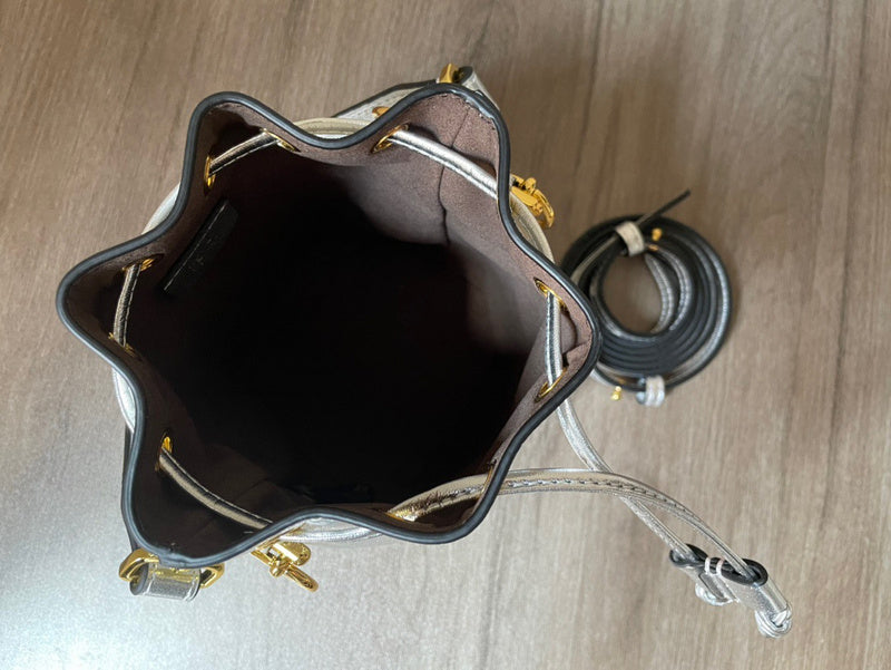 Ziva's Charm handbag – carry view (12cm*18cm*10cm)