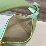 Ziva's Charm handbag – product shot (21cm*17cm*12.5cm)