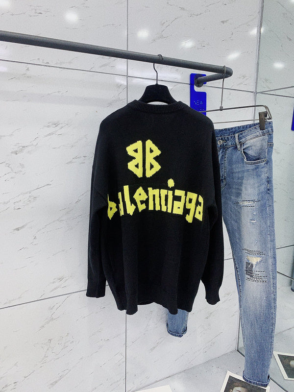 Side profile view of Balenciaga luxury piece style No.068