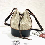 Ziva's Charm handbag – close-up view (18cm*25cm*13.5cm)