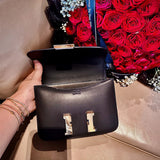  Clean-Lined handbag front view 13