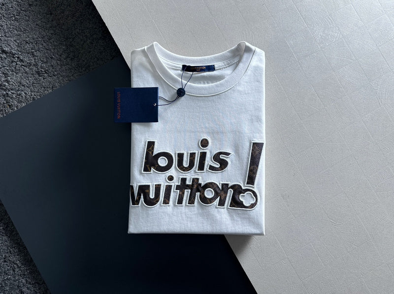 Side profile of Louis Vuitton cotton t-shirt with relaxed-fit cut