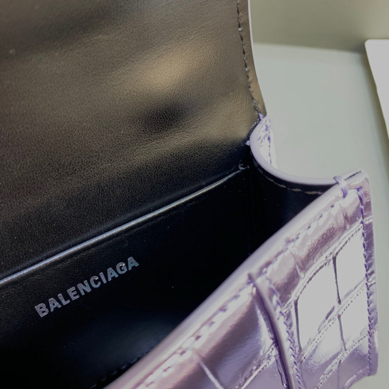 Classic Faux Leather Handbag - Premium Craftsmanship Detailing | Women's Premium Handbag #476 - texture close-up (image 9) of designer-inspired handbag