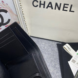  handbag, compact everyday style, image 5