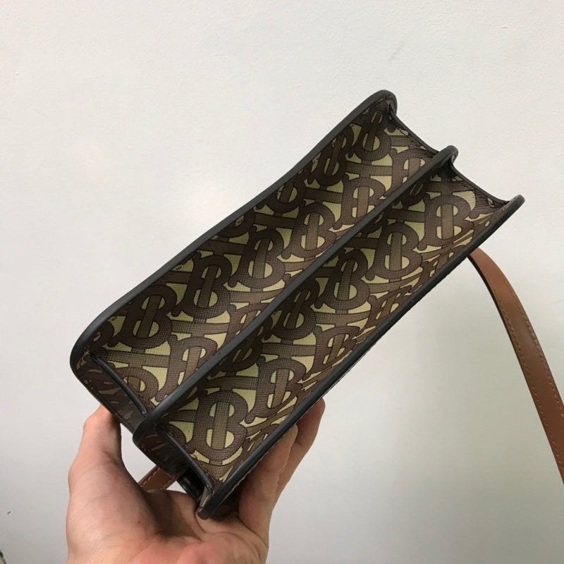 Ziva's Charm handbag – interior view (one versatile size)