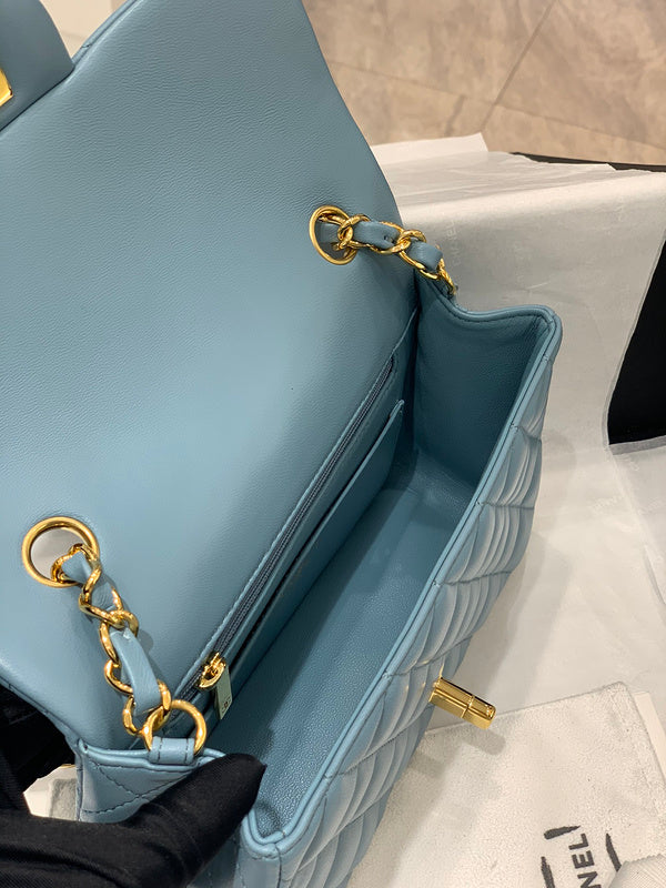  women's handbag, mid design, view 9