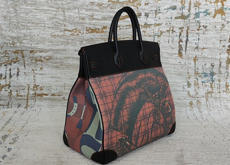  Sophisticated everyday bag carried on shoulder