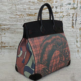  Sophisticated everyday bag carried on shoulder