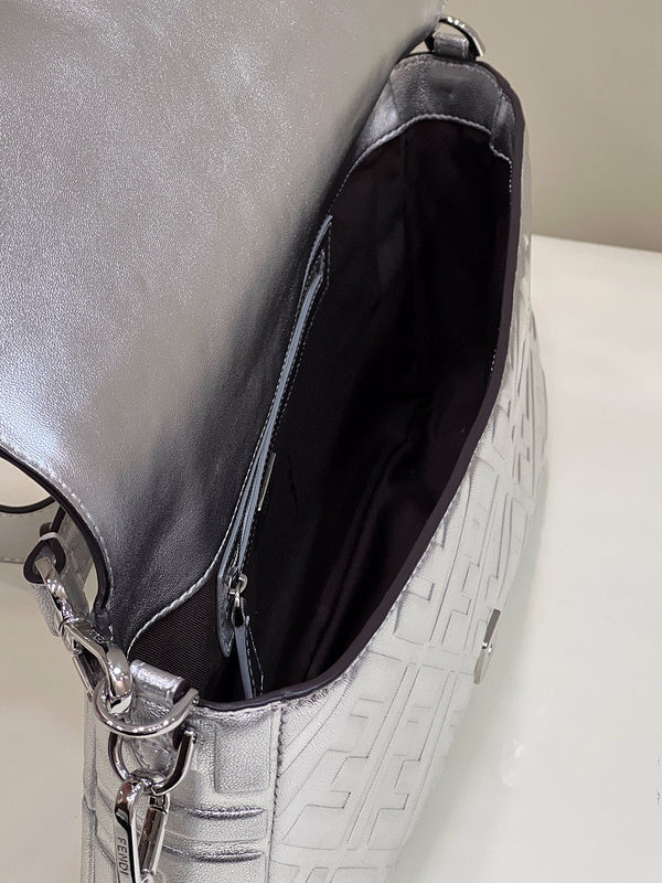 Ziva's Charm handbag – lifestyle view (Standard Size)