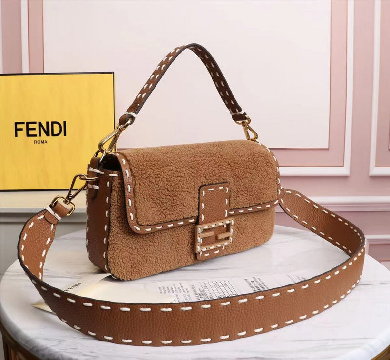 Ziva's Charm handbag – product shot (Standard Size)